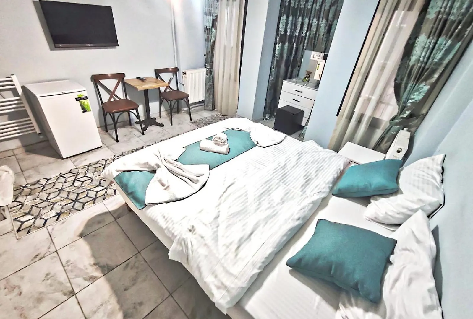Hotel apartamentowy Taksim Rose Residence Hotel Stambuł